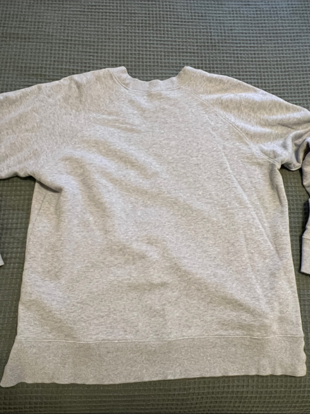 IVY PARK Light Gray Crewneck Sweatshirt with Black Logo - Picture 10 of 11
